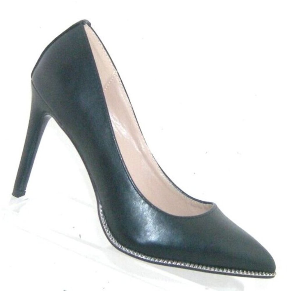BCBGeneration Harlia black man made pointed toe slip on pump heels 6.5M